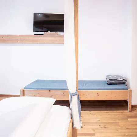 B&B Stauders Und 뮤터스